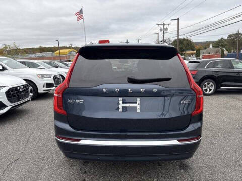 2025 Volvo XC90 B5 Core Bright Theme