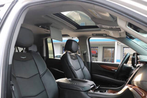 2016 Cadillac Escalade ESV Luxury Collection