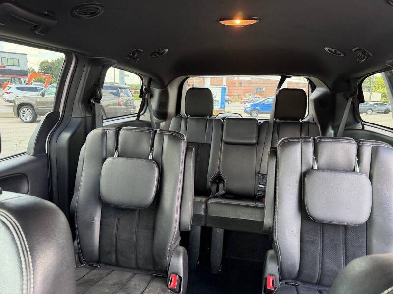 2016 Dodge Grand Caravan SXT Plus