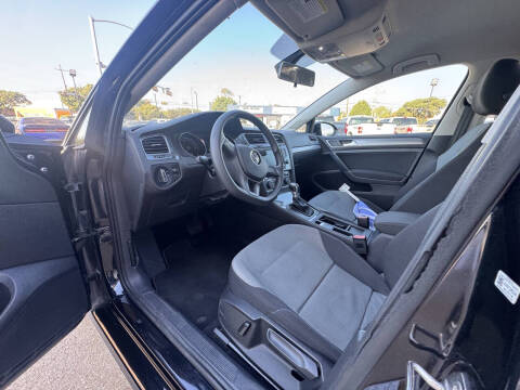 2016 Volkswagen e-Golf SE