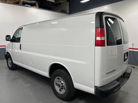 2017 GMC Savana 2500