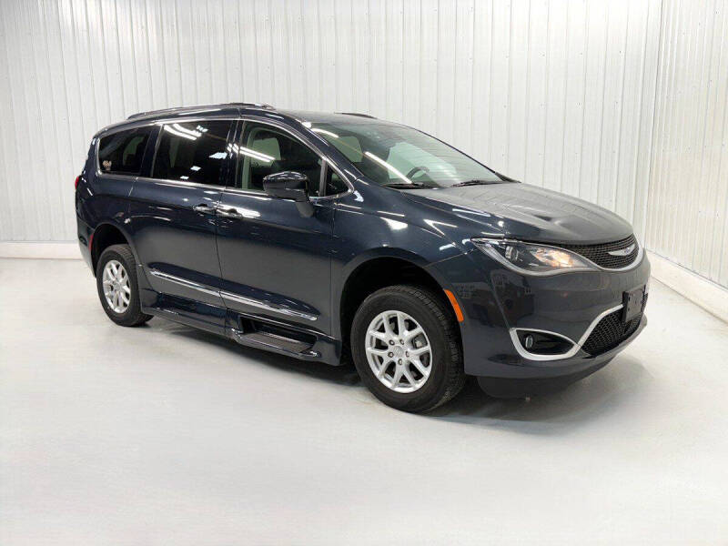 2020 Chrysler Pacifica Touring L