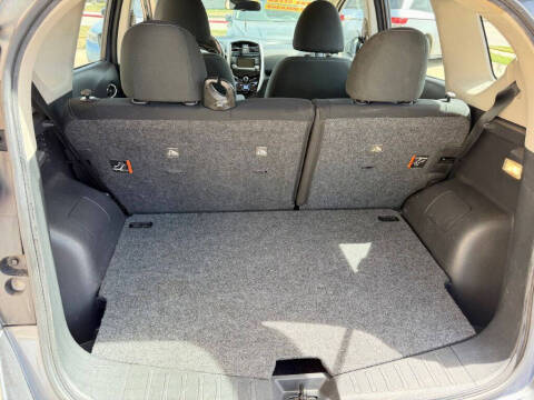 2017 Nissan Versa Note SV
