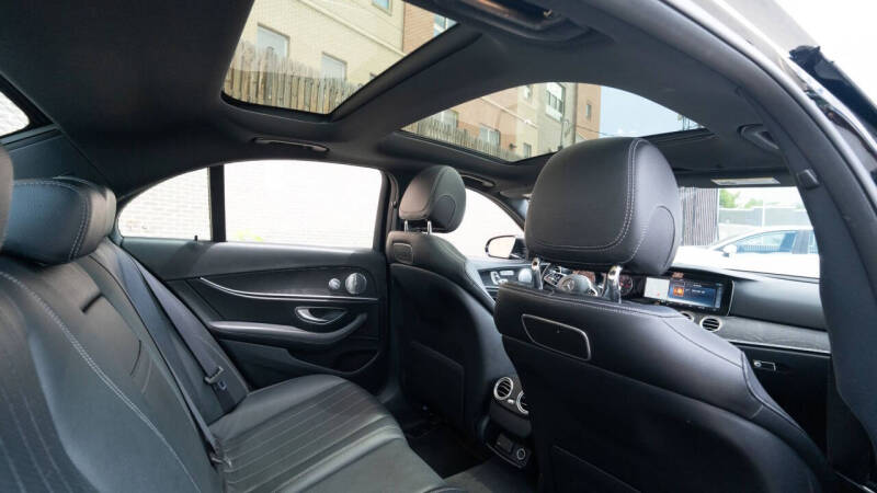 2019 Mercedes-Benz E-Class E 300
