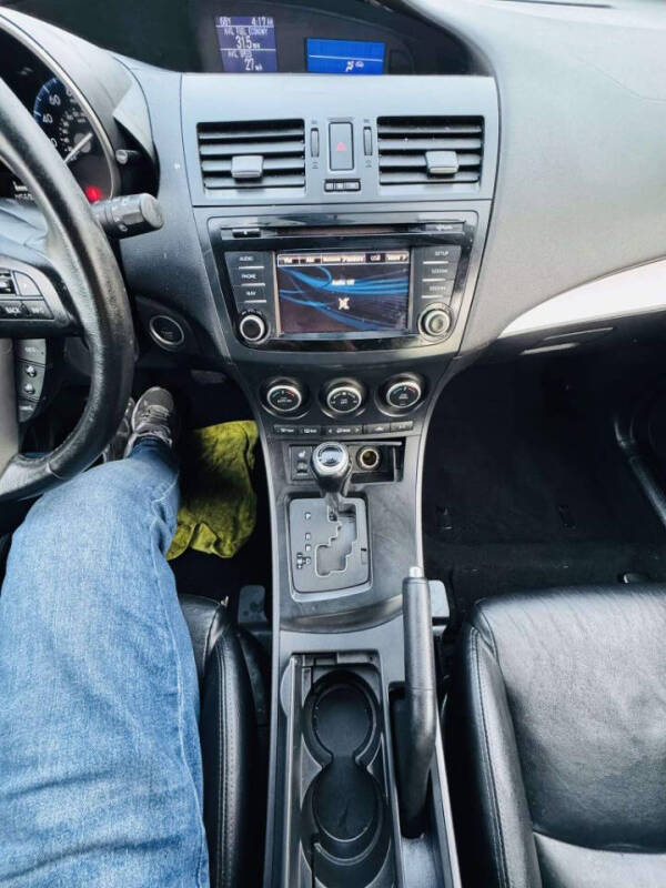 2013 Mazda MAZDA3 i Grand Touring