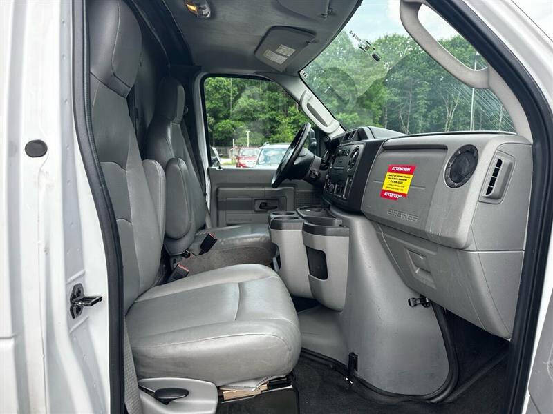 2018 Ford E-Series E-350 SD