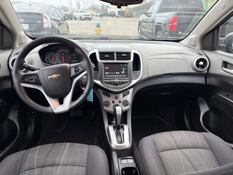 2017 Chevrolet Sonic LT Auto