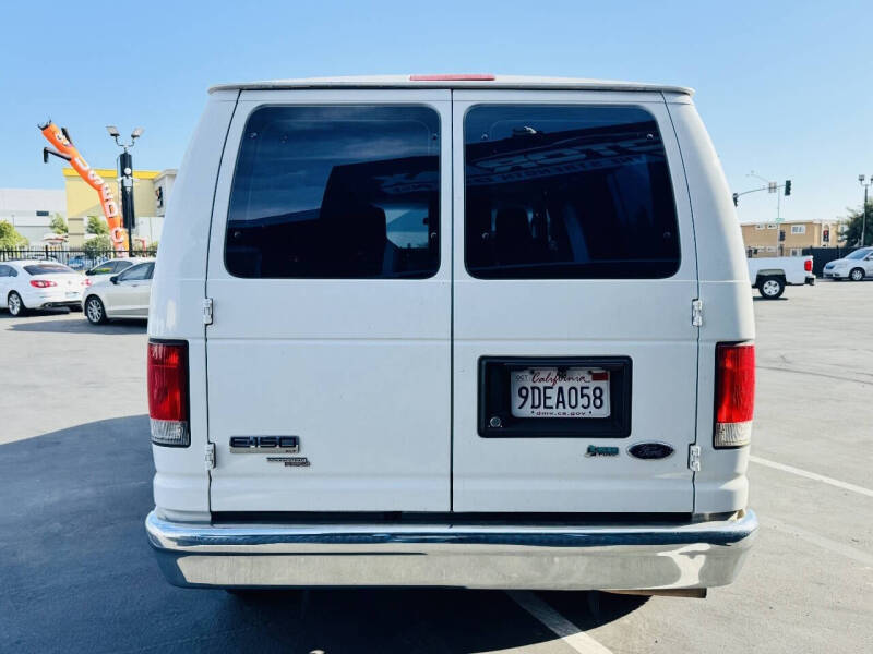 2014 Ford E-Series E-150 XLT