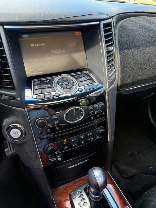 2010 Infiniti FX35