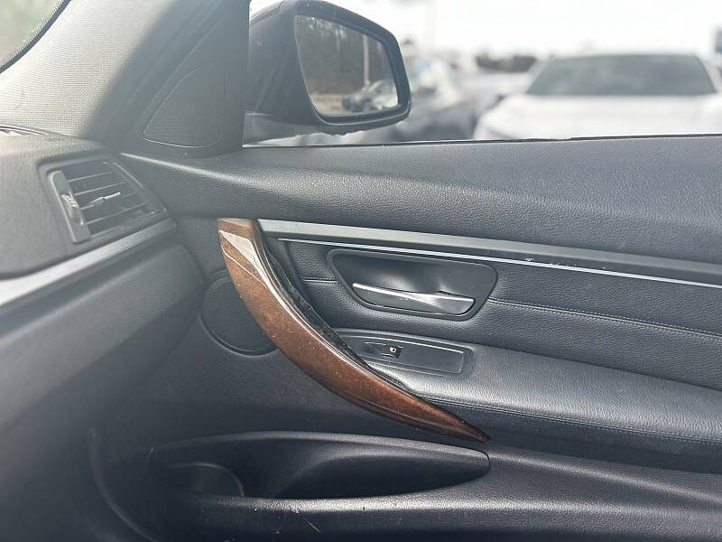 2015 BMW 3 Series 328i