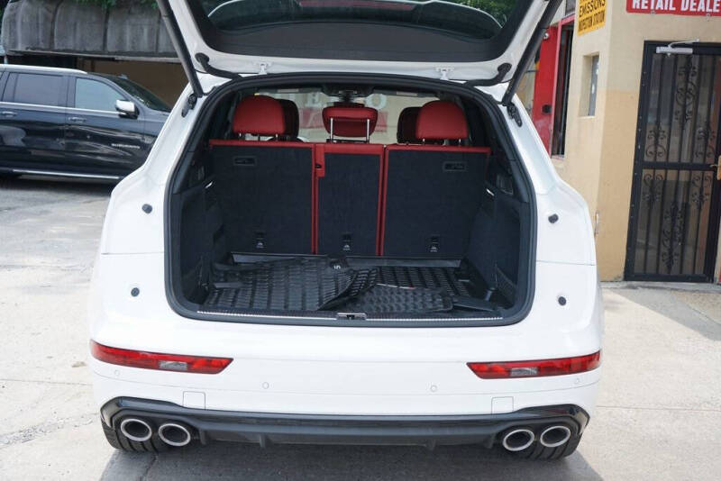 2022 Audi SQ5 3.0T quattro Premium Plus