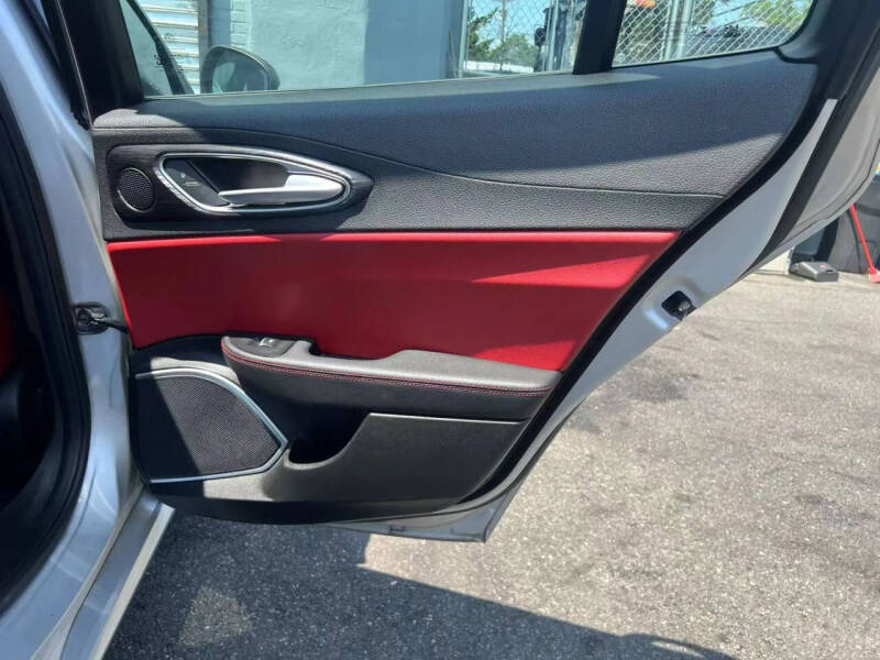 2021 Alfa Romeo Giulia Sprint