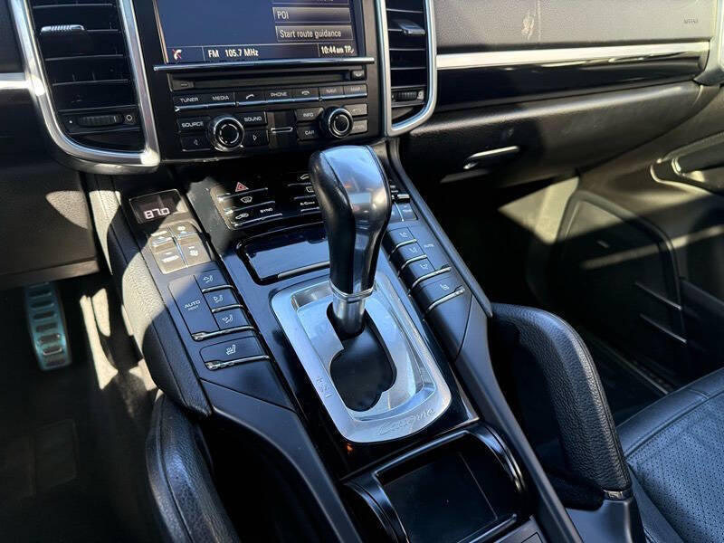 2014 Porsche Cayenne S Hybrid