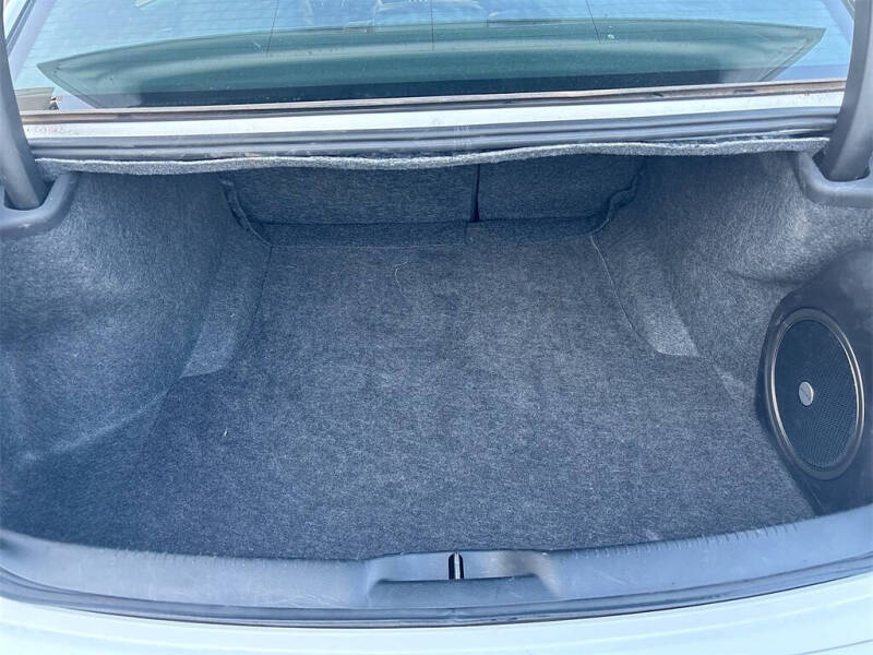 2023 Chrysler 300 S V8