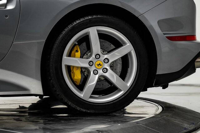 2016 Ferrari California T