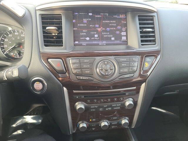 2015 Nissan Pathfinder SL