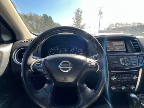2013 Nissan Pathfinder SL