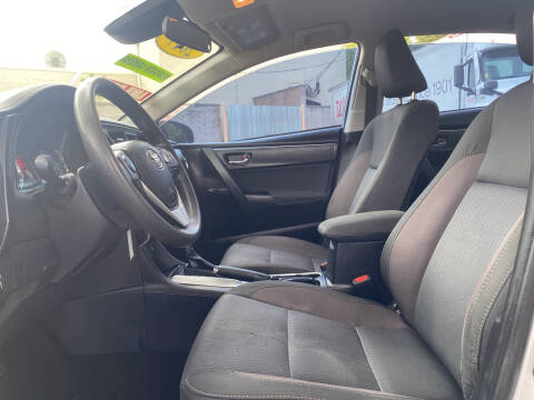 2017 Toyota Corolla LE