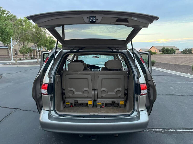 2002 Toyota Sienna XLE