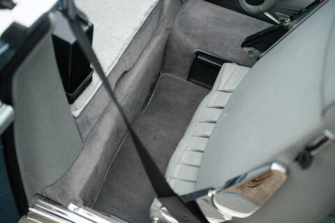 1986 Mercedes-Benz 560-Class 560 SL