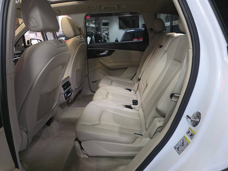 2017 Audi Q7 3.0T quattro Premium Plus