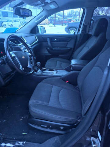 2017 Chevrolet Traverse LT