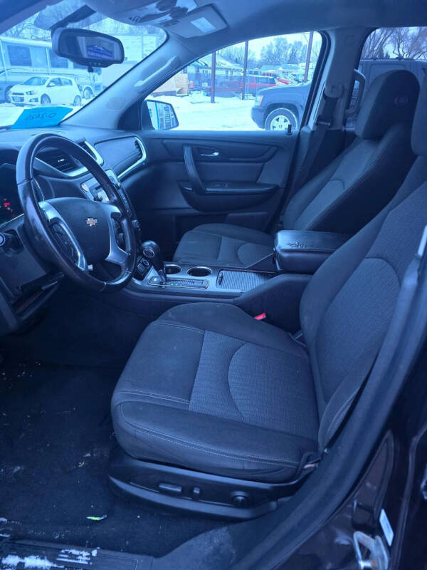 2017 Chevrolet Traverse LT