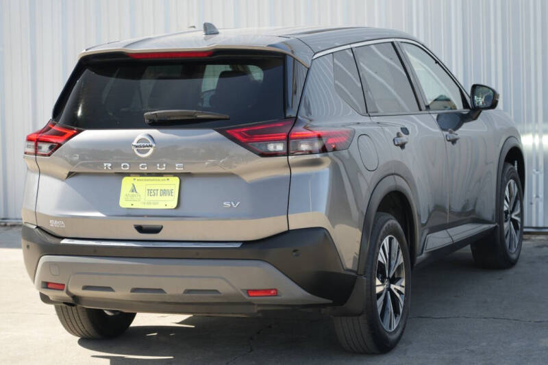 2021 Nissan Rogue SV