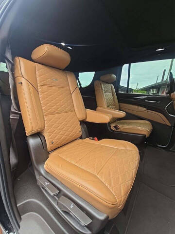 2021 Cadillac Escalade ESV Sport