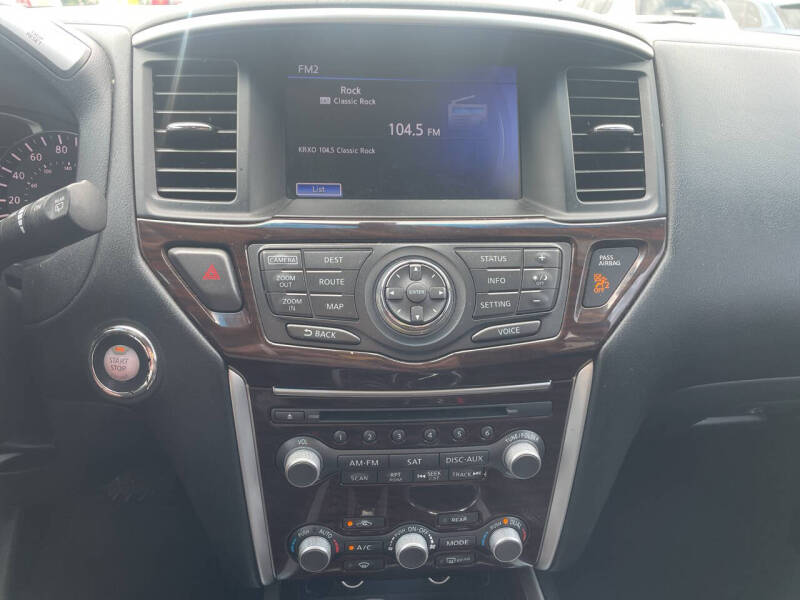 2013 Nissan Pathfinder Platinum