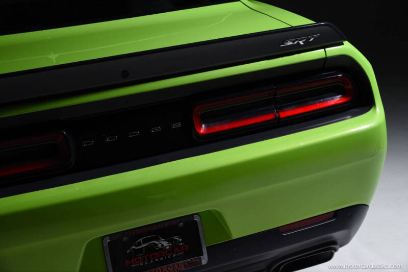 2015 Dodge Challenger SRT Hellcat