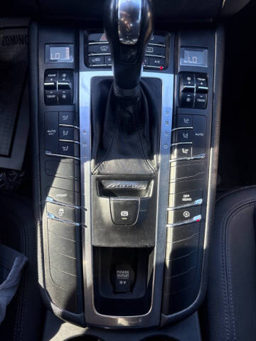 2016 Porsche Macan S