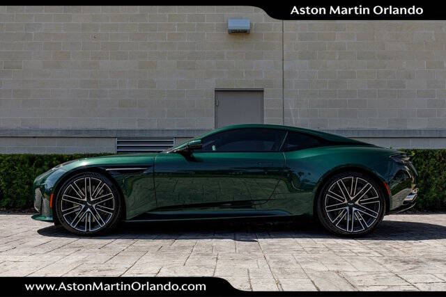 2024 Aston Martin DB12 V8