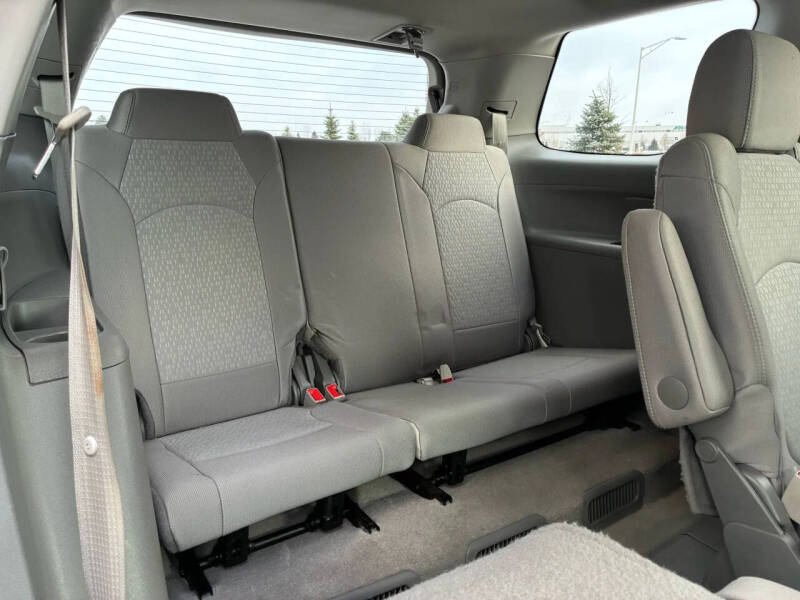 2015 GMC Acadia SLE-2