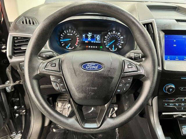 2020 Ford Edge SE