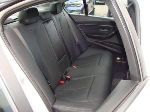 2018 BMW 3 Series 320i xDrive