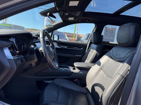 2025 Cadillac XT6 Premium Luxury