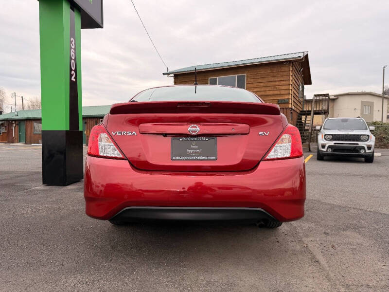 2018 Nissan Versa SV