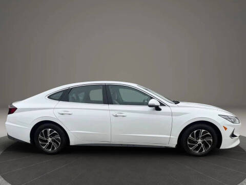 2022 Hyundai Sonata Hybrid Blue