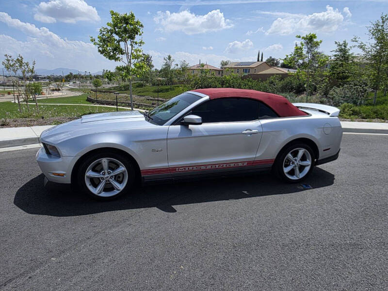 2011 Ford Mustang GT Premium
