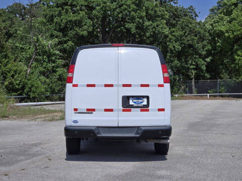2020 Chevrolet Express 2500
