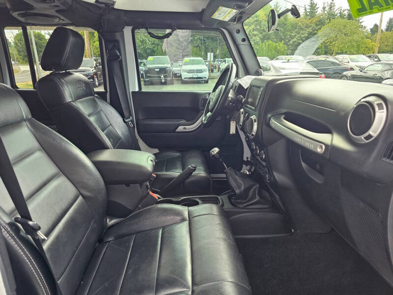 2012 Jeep Wrangler Unlimited Sahara