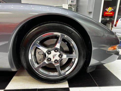 2004 Chevrolet Corvette