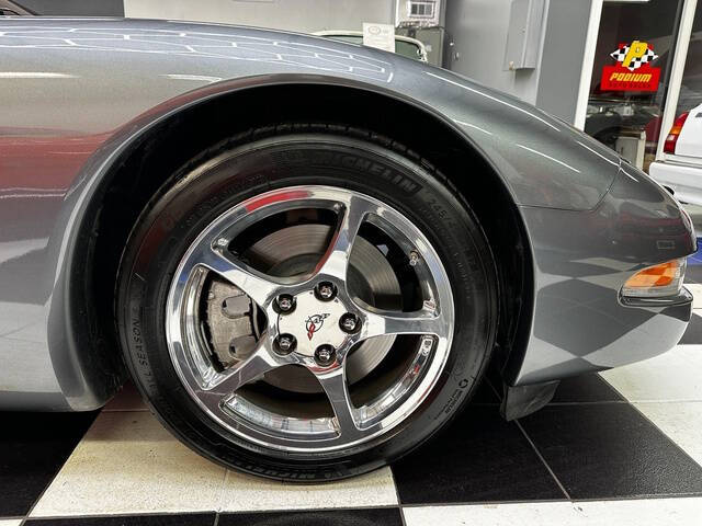 2004 Chevrolet Corvette