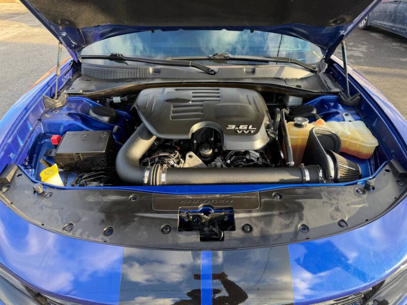 2019 Dodge Charger SXT