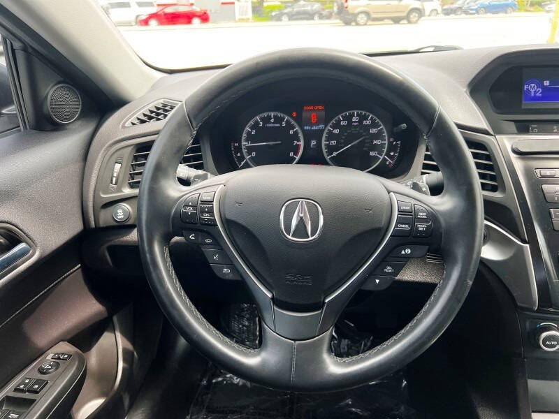 2018 Acura ILX Base photo 18