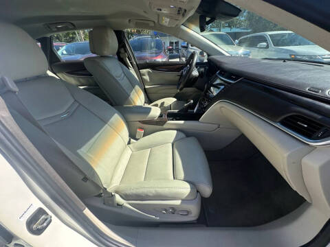 2013 Cadillac XTS Luxury Collection