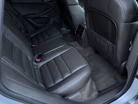 2017 Porsche Macan GTS