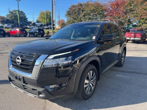 2024 Nissan Pathfinder SL