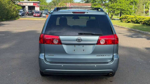 2008 Toyota Sienna XLE